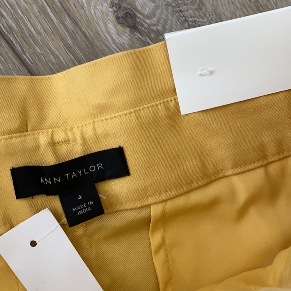 NWT Ann Taylor yellow pants Size 4 - Picture 6 of 8